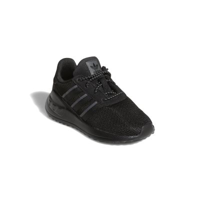 FW8275_6_FOOTWEAR_Photography_Front Lateral Top View_white.jpg